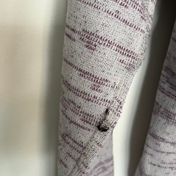 North Face. Hooded Sweater. Grey and Purple Color. Size L (Fits M). Womens. - Picture 11 of 11